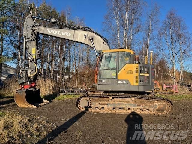 Volvo ECR 235 EL Kāpurķēžu ekskavatori
