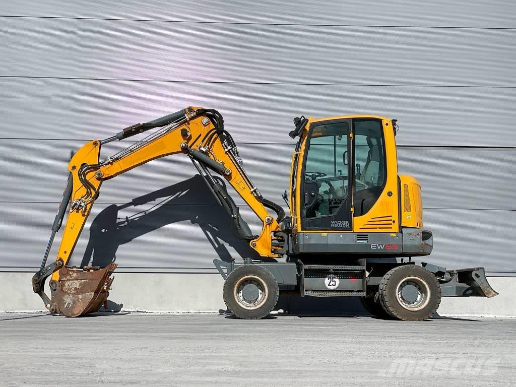 Wacker Neuson EW 65 Ekskavatori uz riteņiem