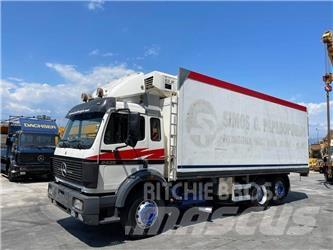 Mercedes-Benz 2435L Saldēšanas konteineri