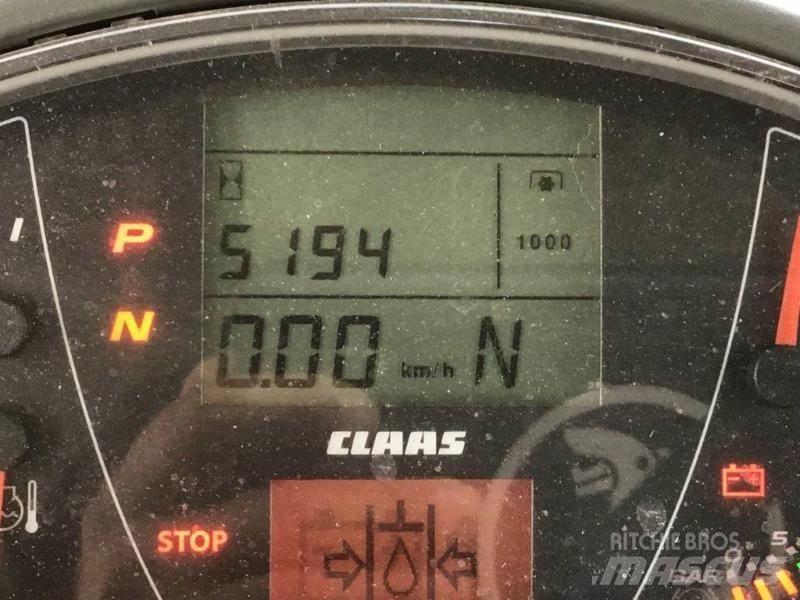 CLAAS AXION 950 Traktori