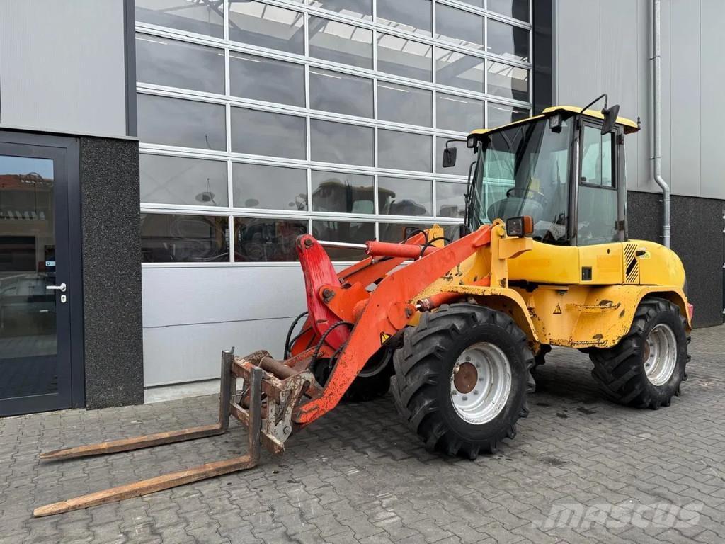 Volvo L35B Iekrāvēji uz riteņiem