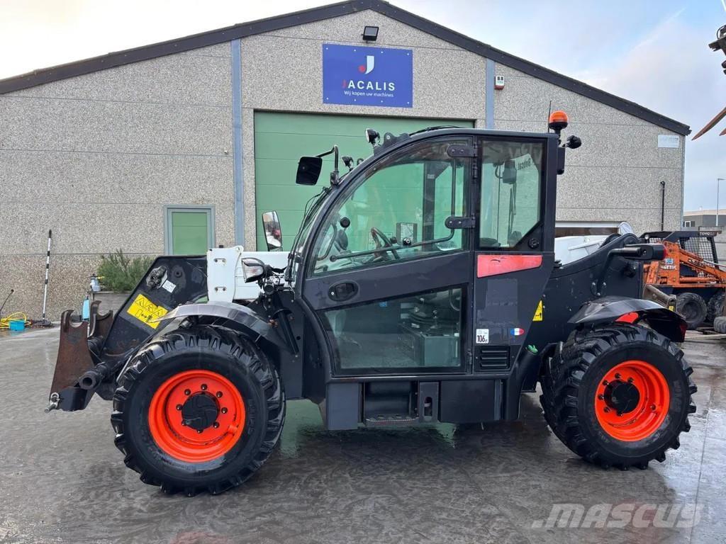 Bobcat TL360 Lauksaimniecības pacēlāji