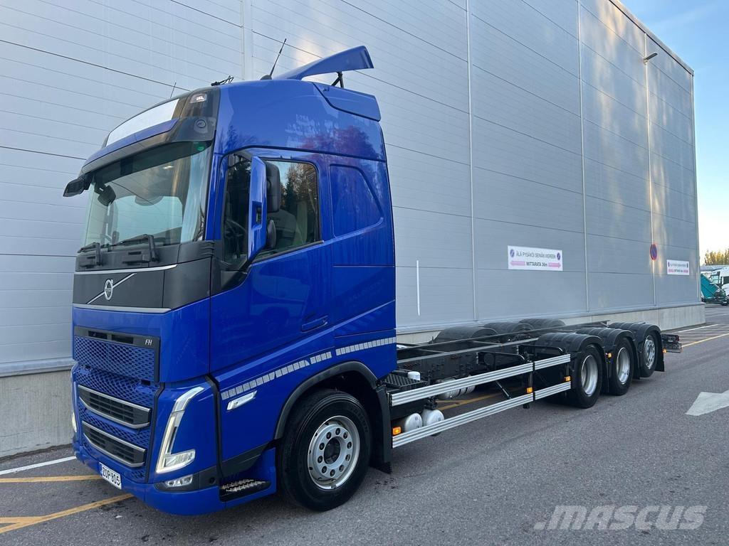 Volvo FH Šasija ar kabīni