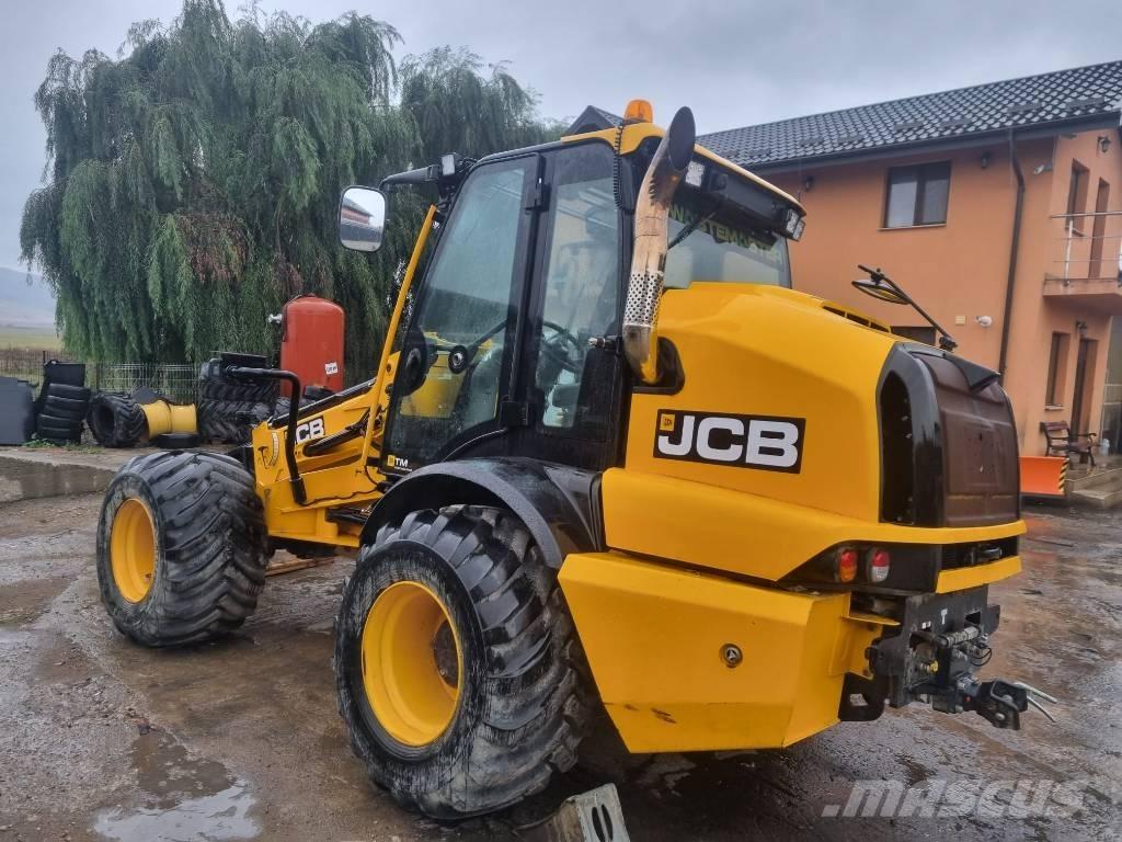 JCB TM 320S Lauksaimniecības pacēlāji