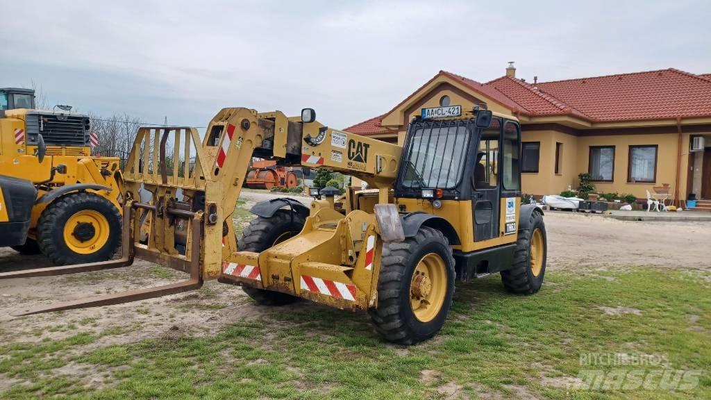 CAT TH 63 Teleskopiskie manipulatori