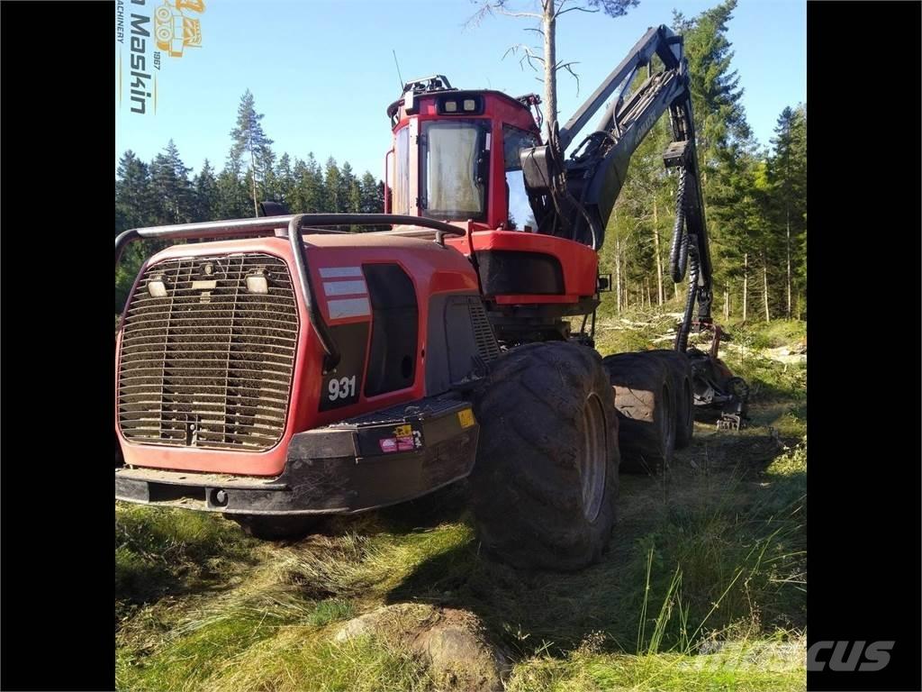 Komatsu 931 Harvesteri