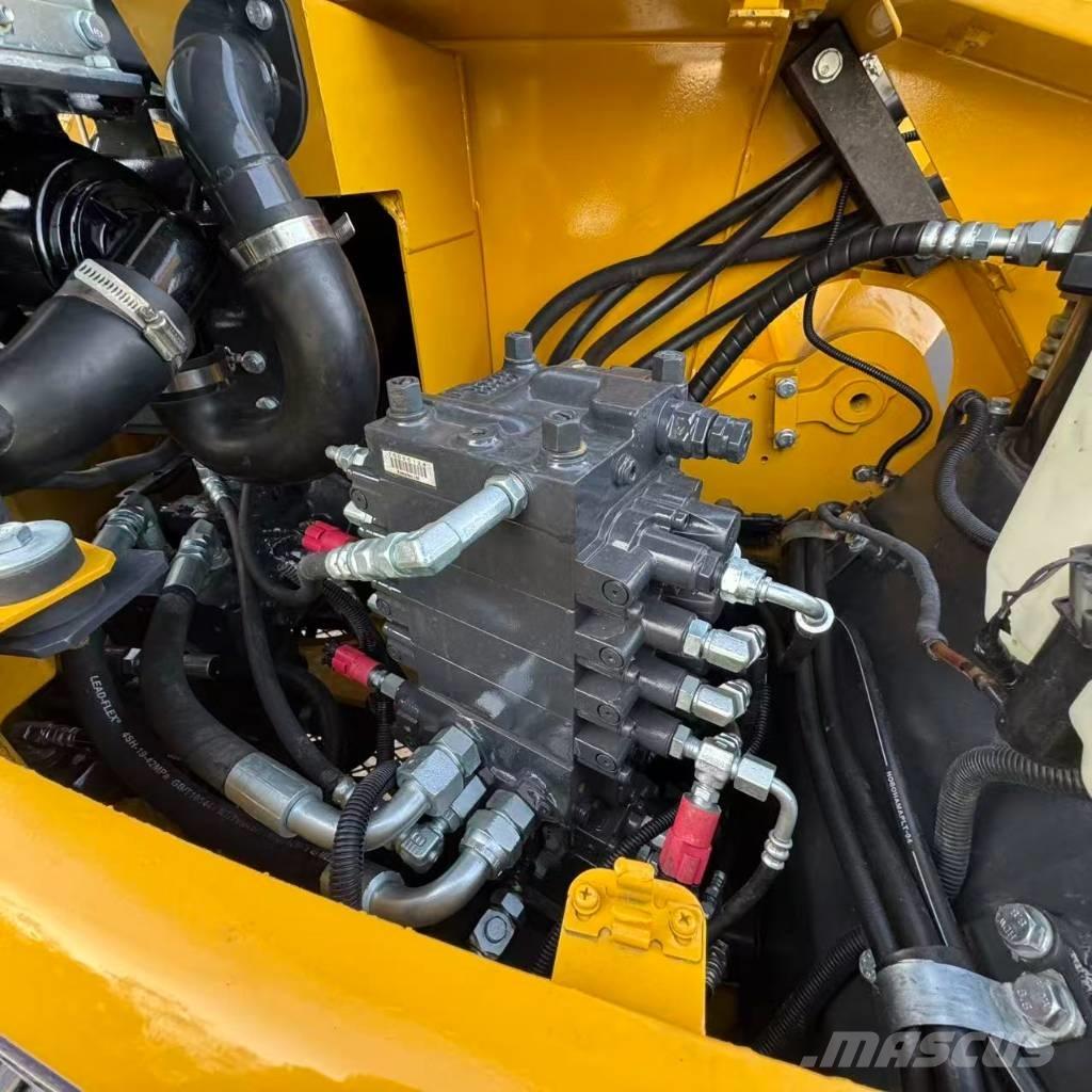 Komatsu PC 78 US Vidēja lieluma ekskavatori 7 t - 12 t