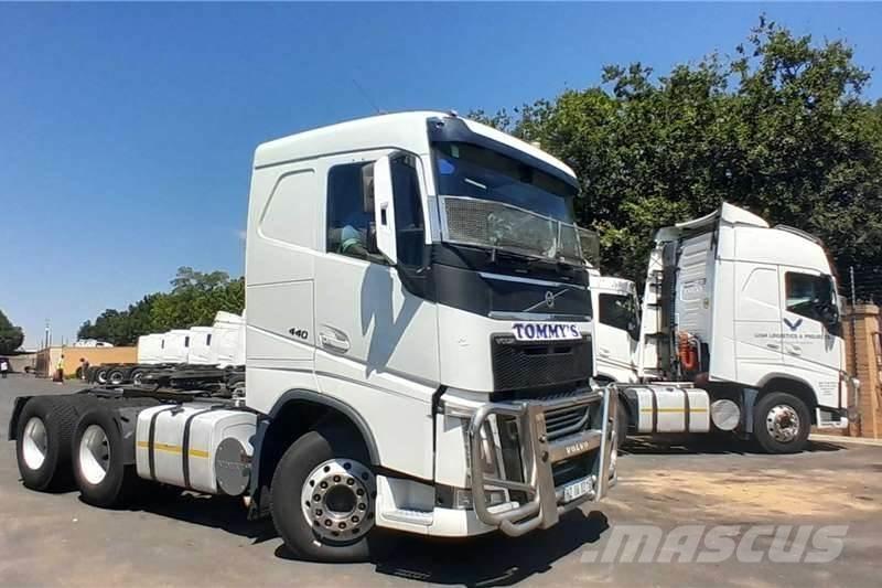 Volvo FH440 6X4 Citi