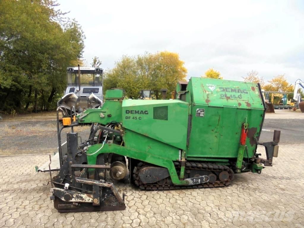 Demag DF 45 C Asfalta klājēji