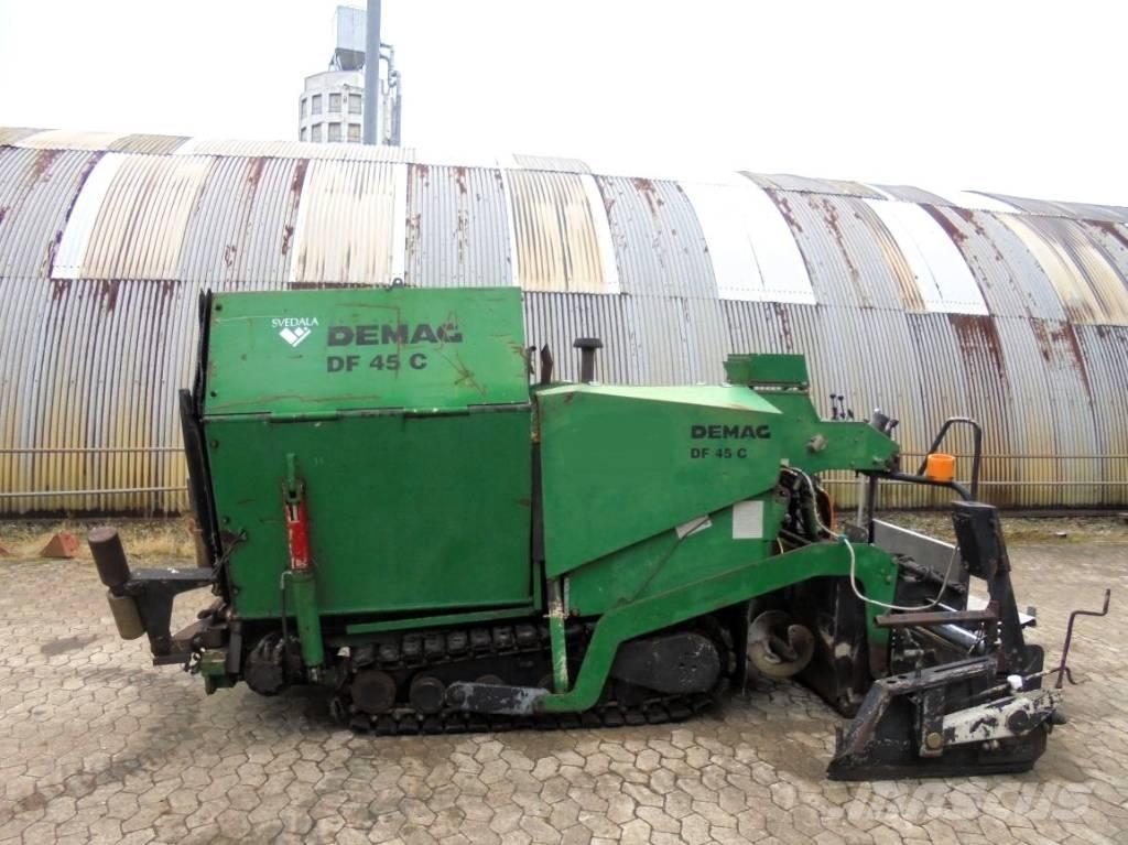 Demag DF 45 C Asfalta klājēji
