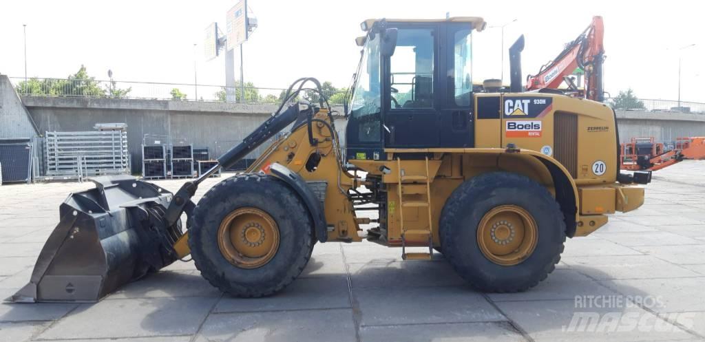 CAT 930 H Iekrāvēji uz riteņiem