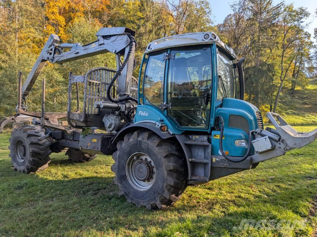 Pfanzelt Felix Forvarderi