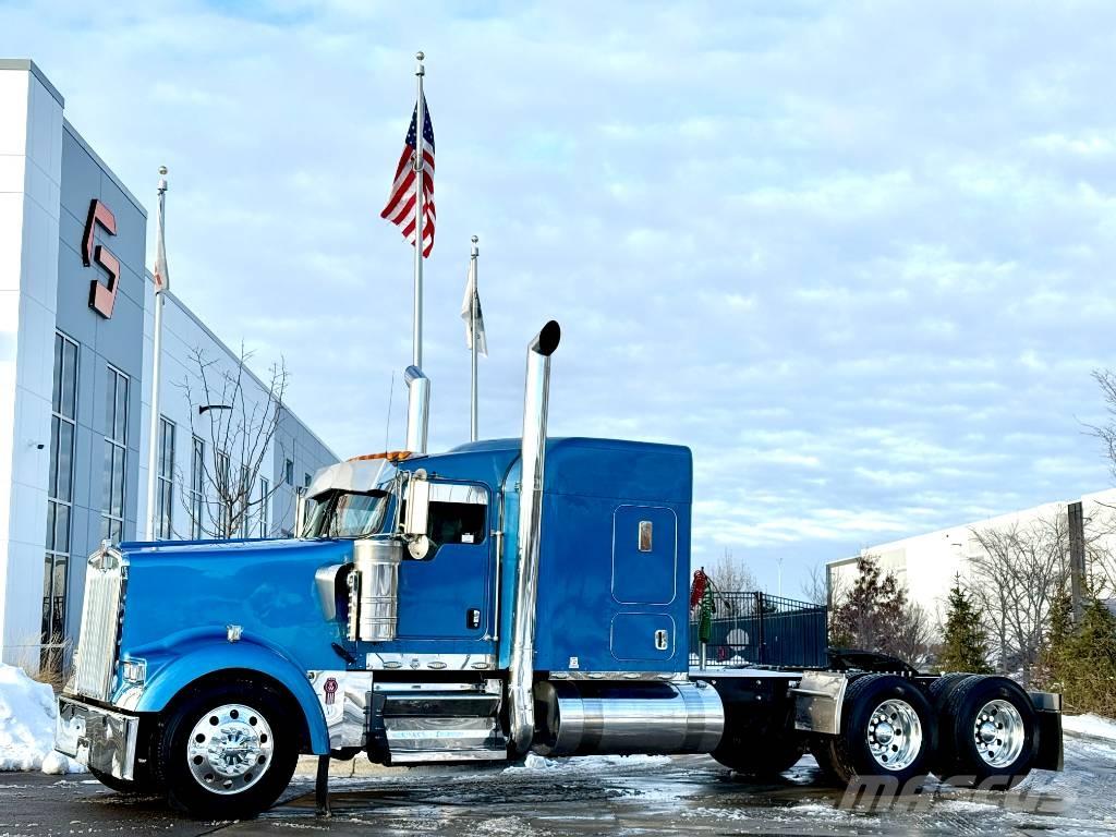 Kenworth W 900 Vilcēji