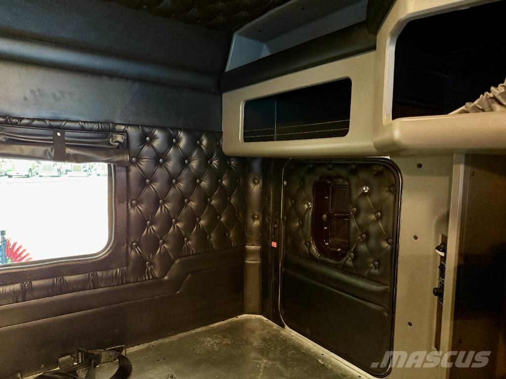 Kenworth W 900 Vilcēji