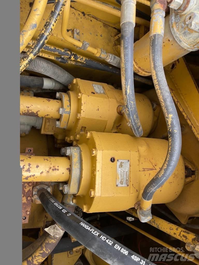 CAT 992 C Iekrāvēji uz riteņiem