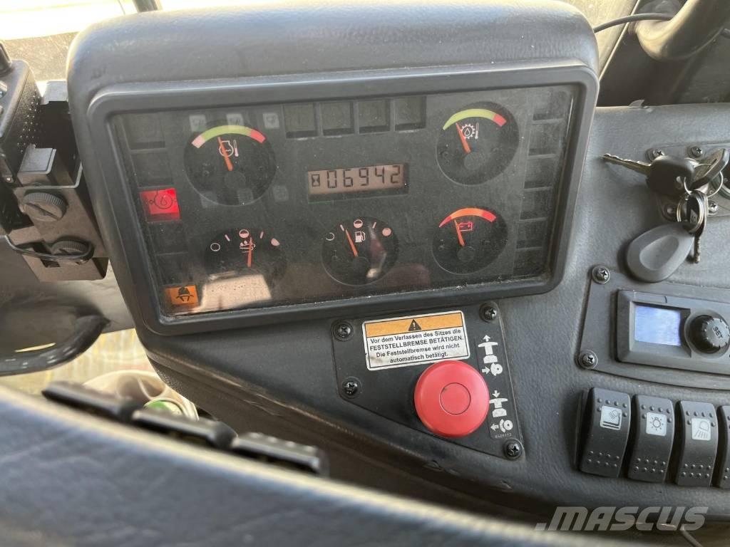 Hyster H25XM-12 Konteineru manipulatori