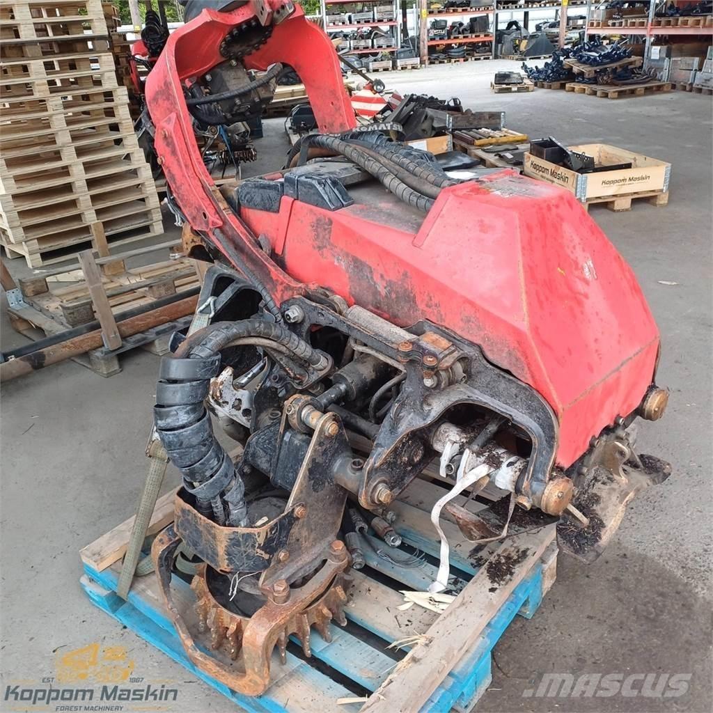 Komatsu C144 Hārvesteru kausi