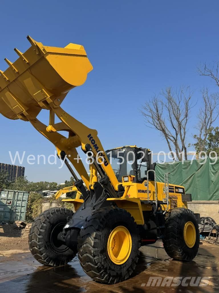 Komatsu WA 380-3 Iekrāvēji uz riteņiem