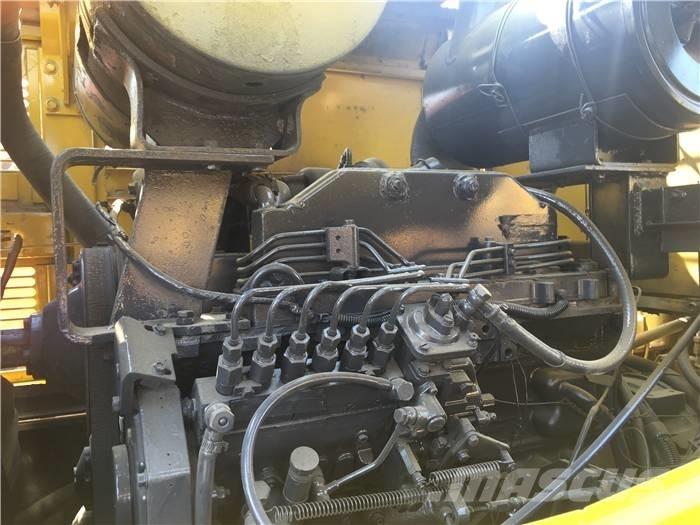 Komatsu WA 320-3 Iekrāvēji uz riteņiem