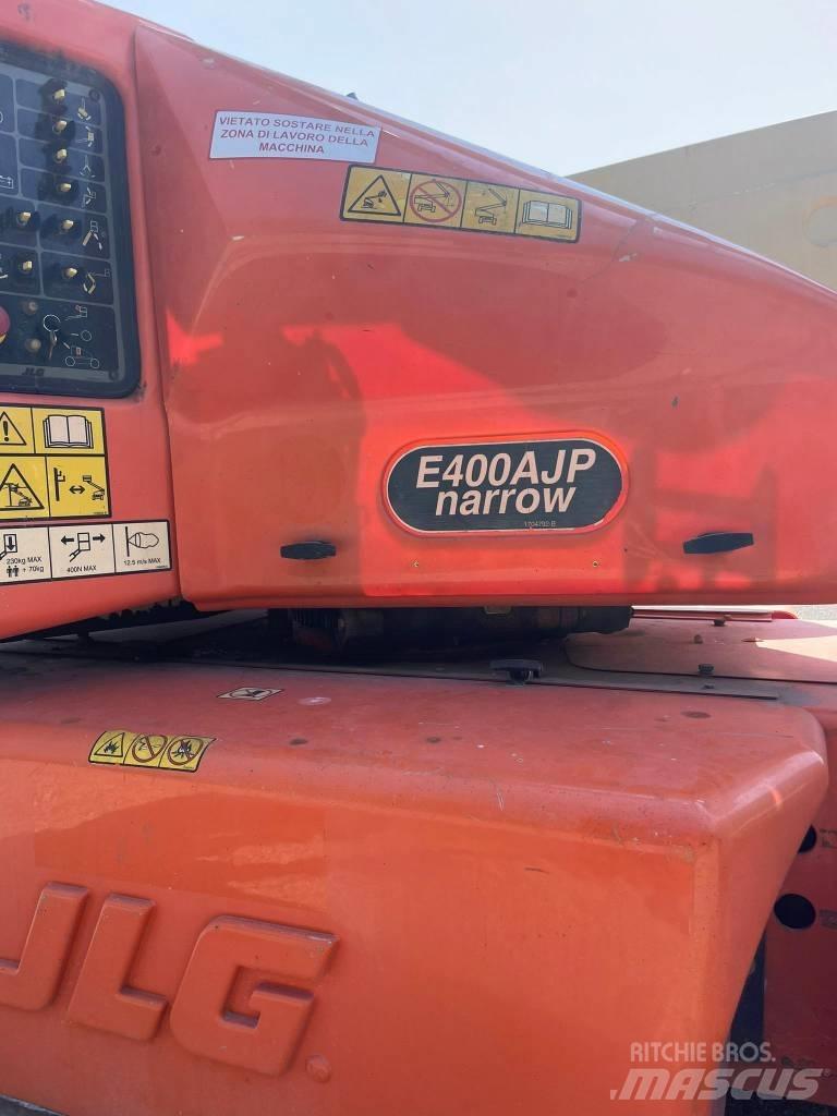 JLG E 400 AJP Strēles pacēlāji