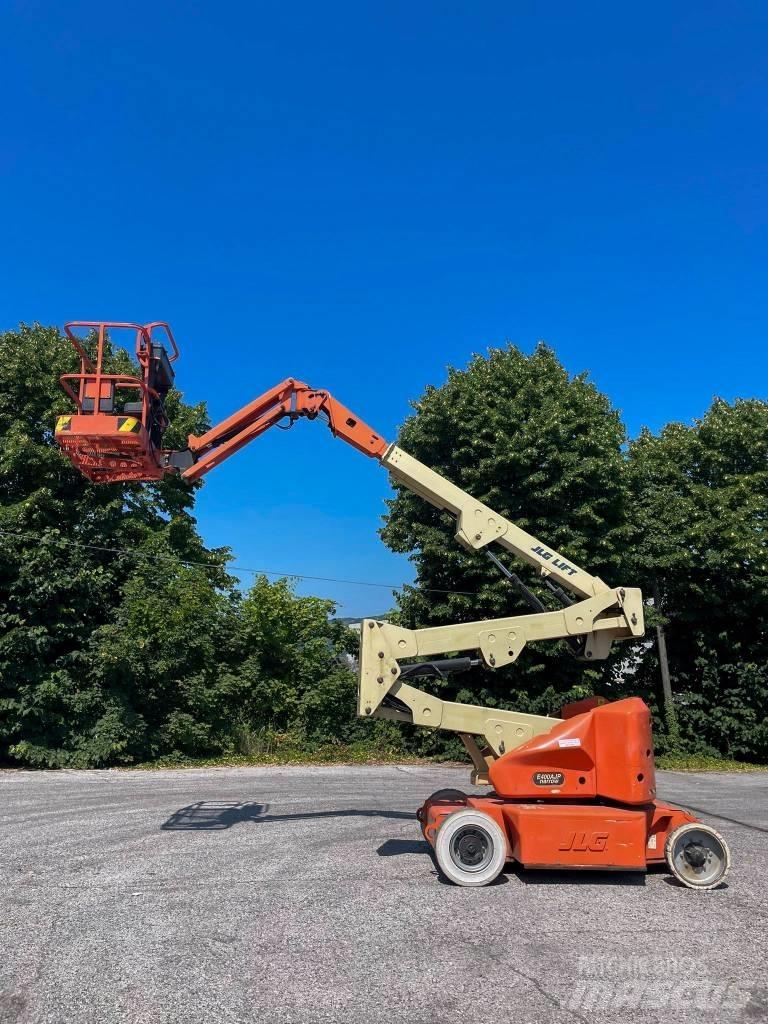 JLG E 400 AJP Strēles pacēlāji