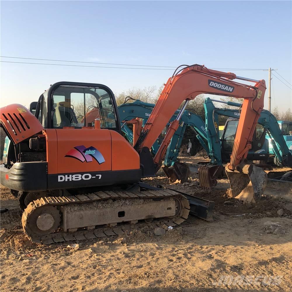 Doosan DH80 Vidēja lieluma ekskavatori 7 t - 12 t