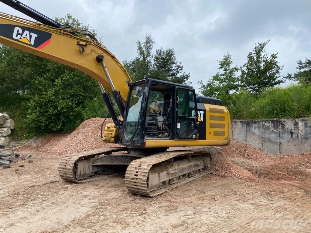 CAT 326 F L Kāpurķēžu ekskavatori