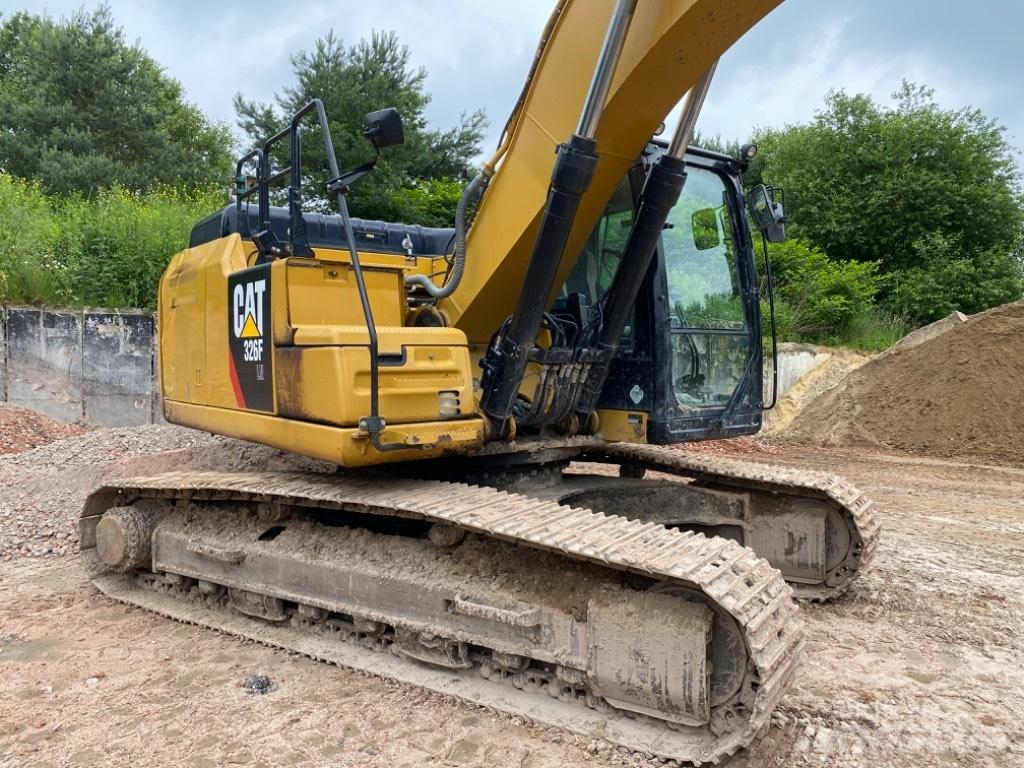 CAT 326 F L Kāpurķēžu ekskavatori