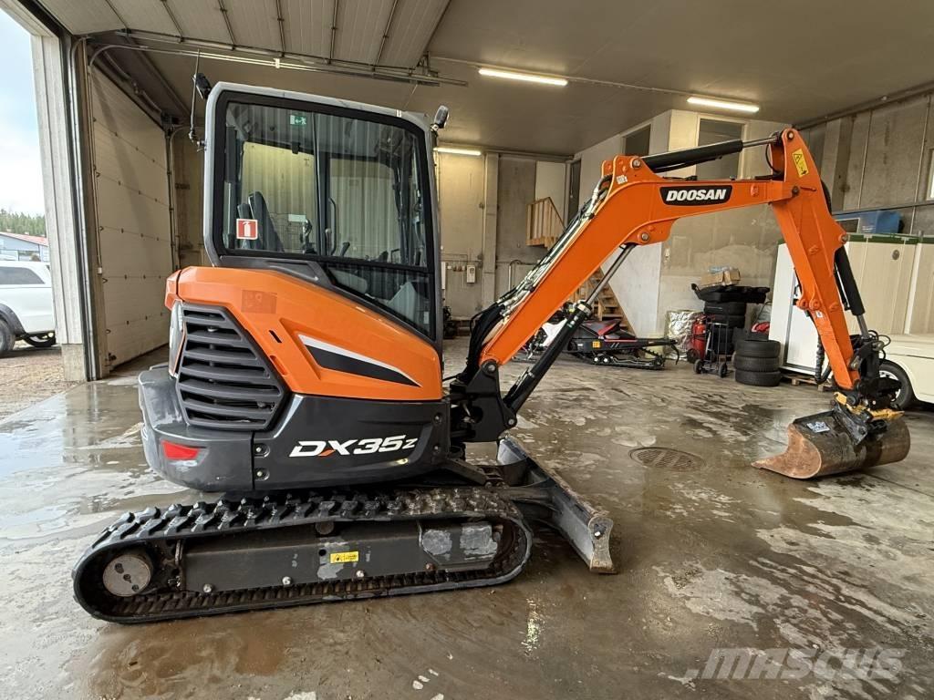 Develon DX 35 Z Mini ekskavatori < 7 t