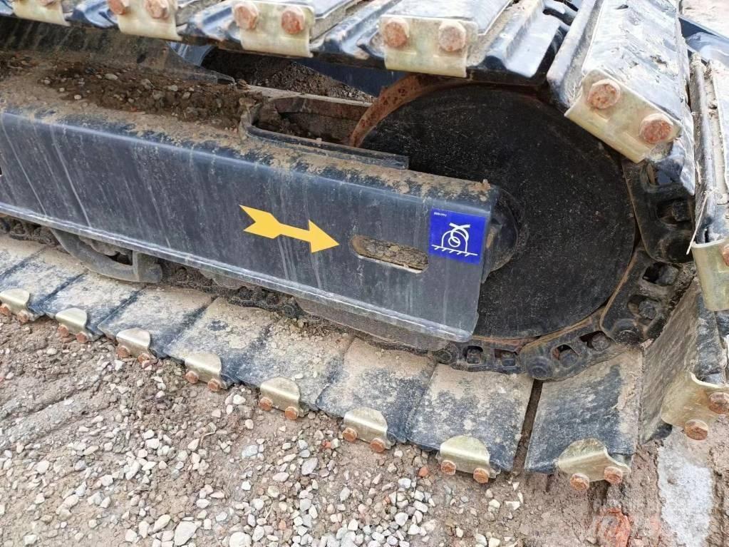 Komatsu PC 70-8 Kāpurķēžu ekskavatori