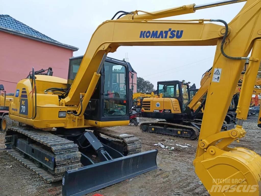 Komatsu PC 70-8 Kāpurķēžu ekskavatori