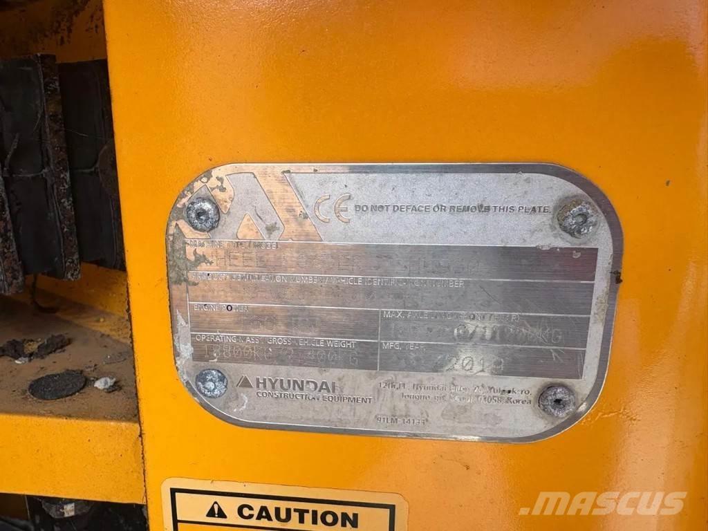 Hyundai HL960 Iekrāvēji uz riteņiem