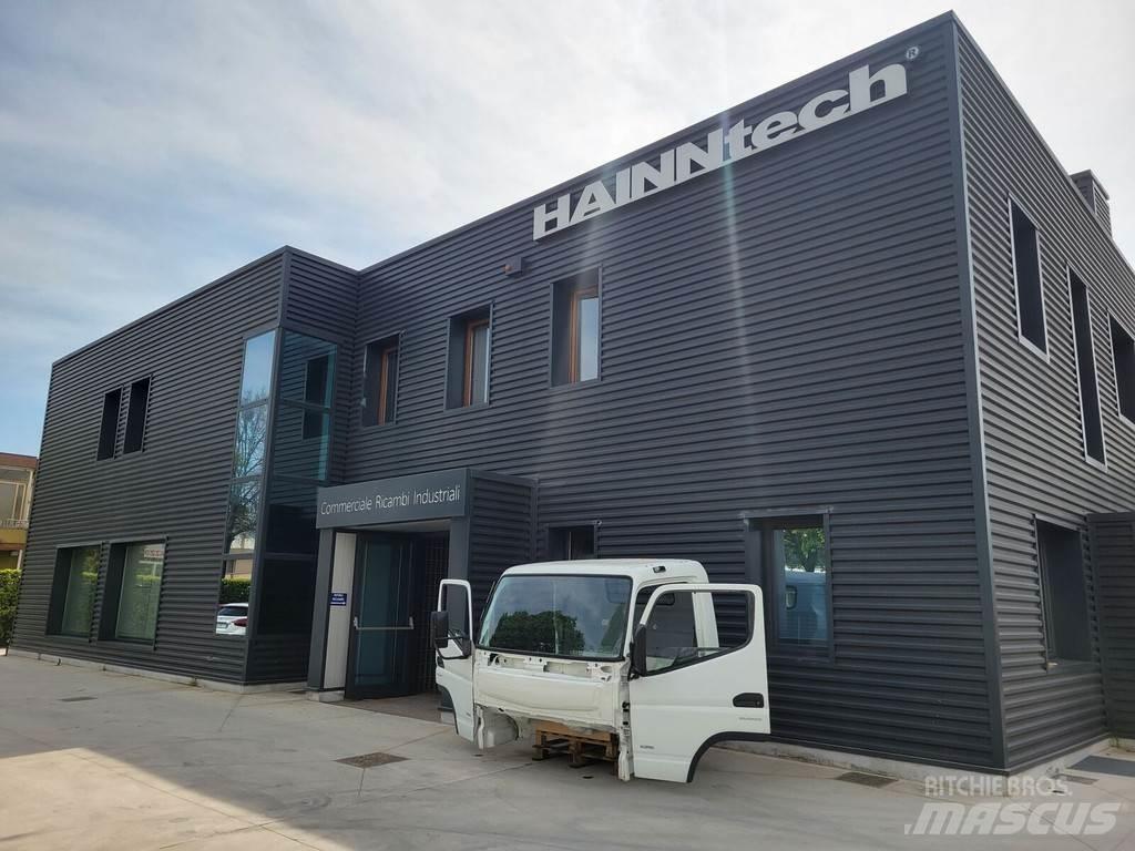 Mitsubishi Fuso "C" Kabīnes un interjers