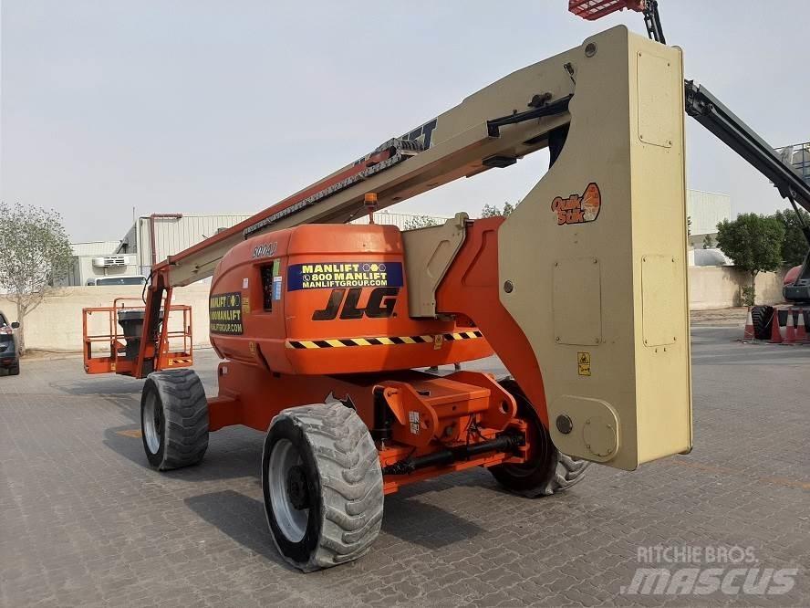 JLG 800AJ Strēles pacēlāji