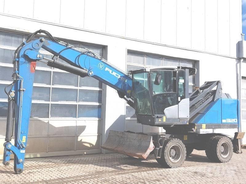 Fuchs MHL 320 F Industriālie iekrāvēji