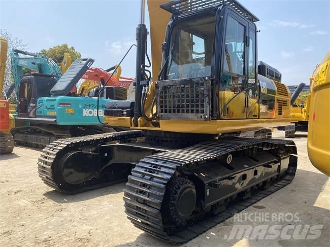 CAT 330 D Kāpurķēžu ekskavatori