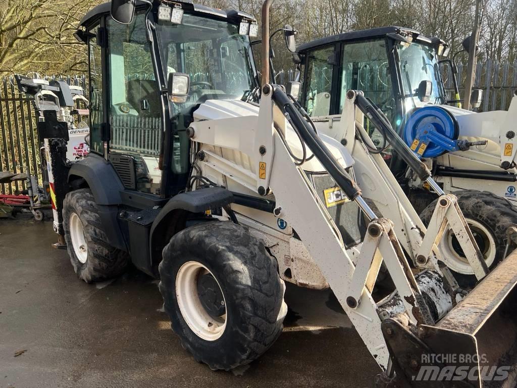 JCB 3 CX Ekskavatori-iekrāvēji