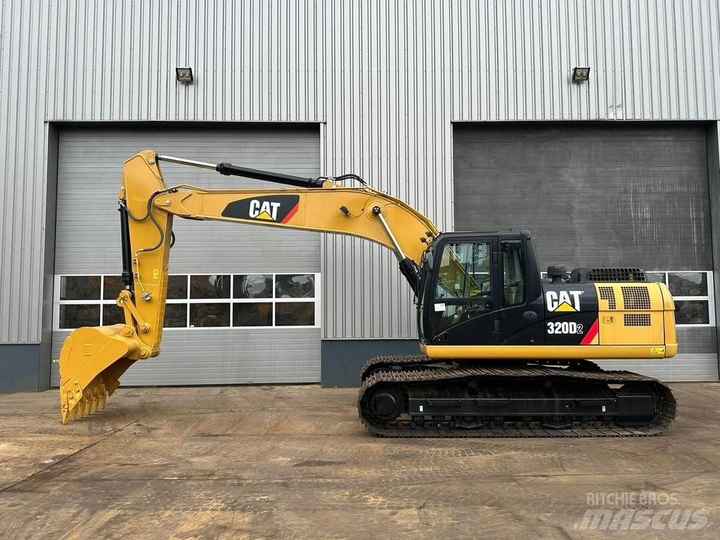 CAT 320D2 Kāpurķēžu ekskavatori