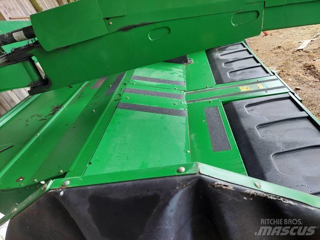 John Deere 730 Pļaujmašīnas ar kondicionieri