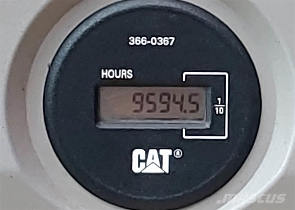 CAT 326FLN Kāpurķēžu ekskavatori