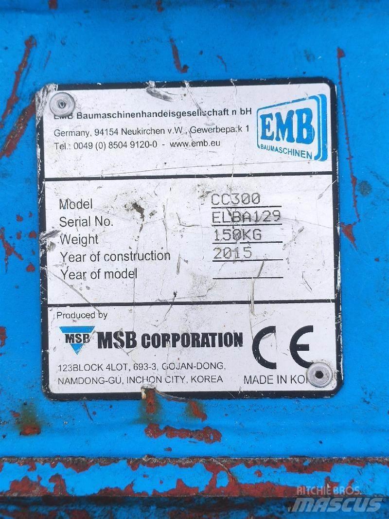  EMB CC300 Griezēji