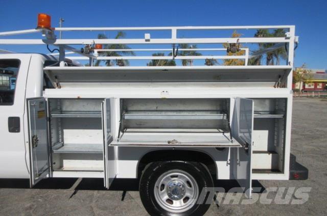 Ford F250 Evakuators ar manipulatoru