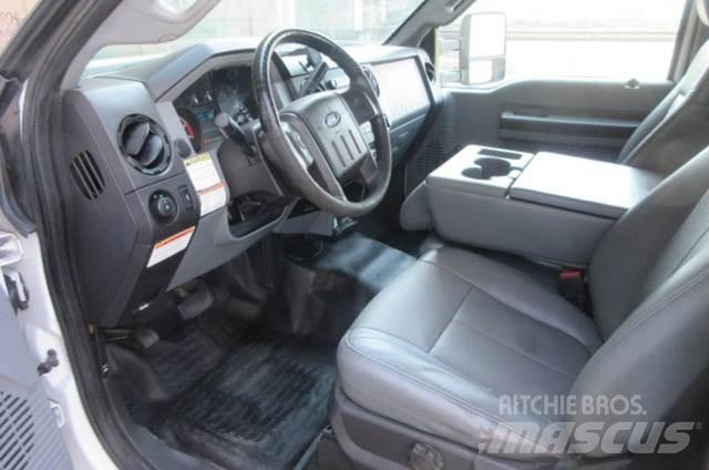 Ford F450 Pacēlāji uz automašīnas bāzes