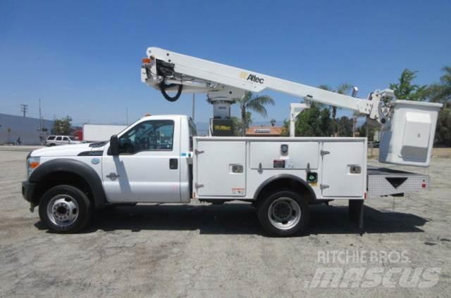 Ford F450 Pacēlāji uz automašīnas bāzes