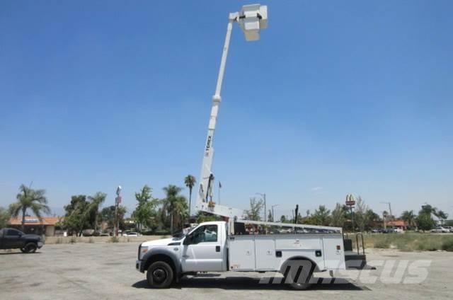 Ford F450 Evakuators ar manipulatoru