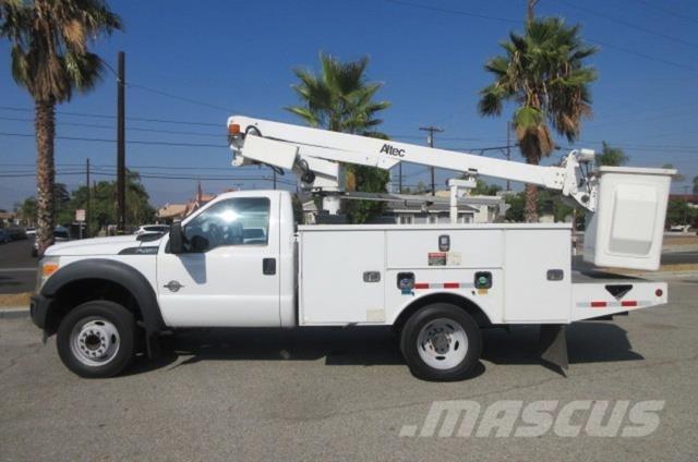 Ford F550 Evakuators ar manipulatoru