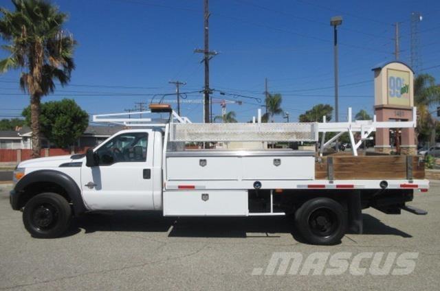 Ford F550 Evakuators ar manipulatoru