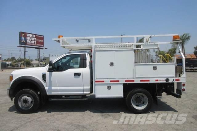 Ford F550 Evakuators ar manipulatoru