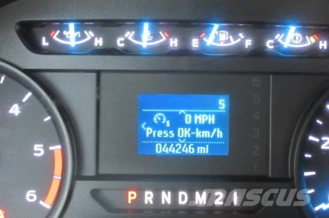 Ford F550 Evakuators ar manipulatoru