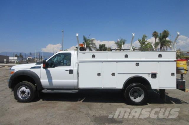 Ford F550 Evakuators ar manipulatoru